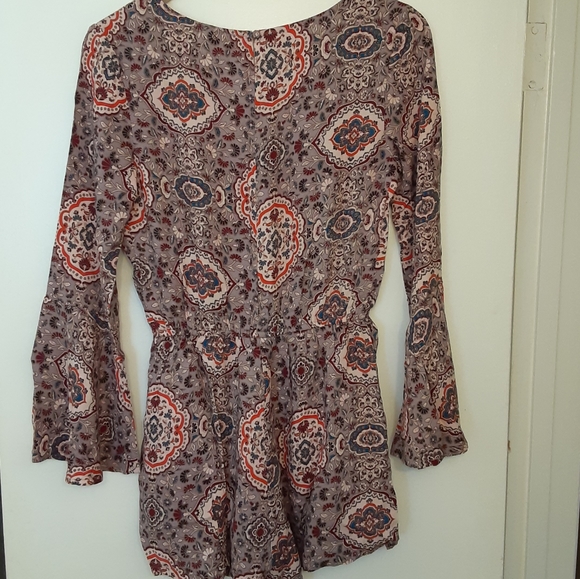 VICI Pocketed Medallion Lavender Romper - Picture 2 of 9